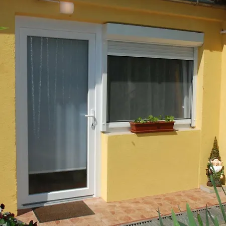 Tuecsoek Apartman Apartmán Kaposvár